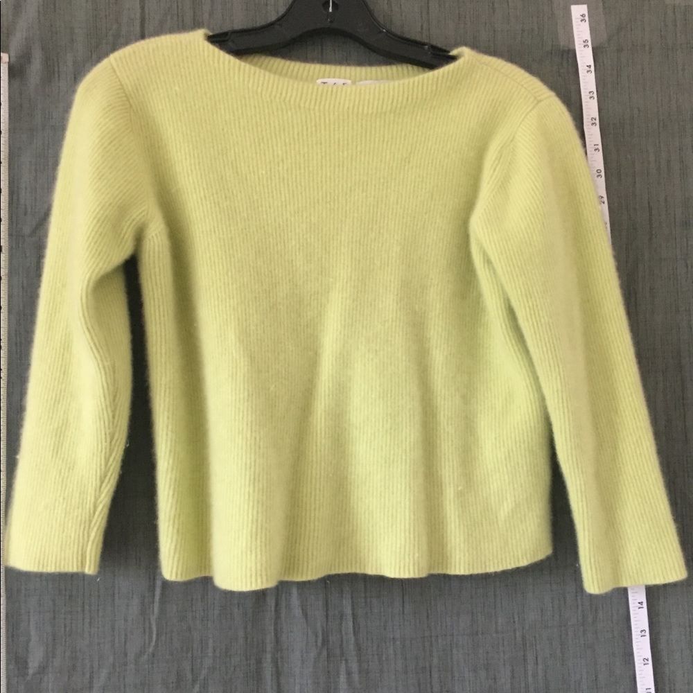 Gorgeous Luxe brand TSE cashmere jumper sweater